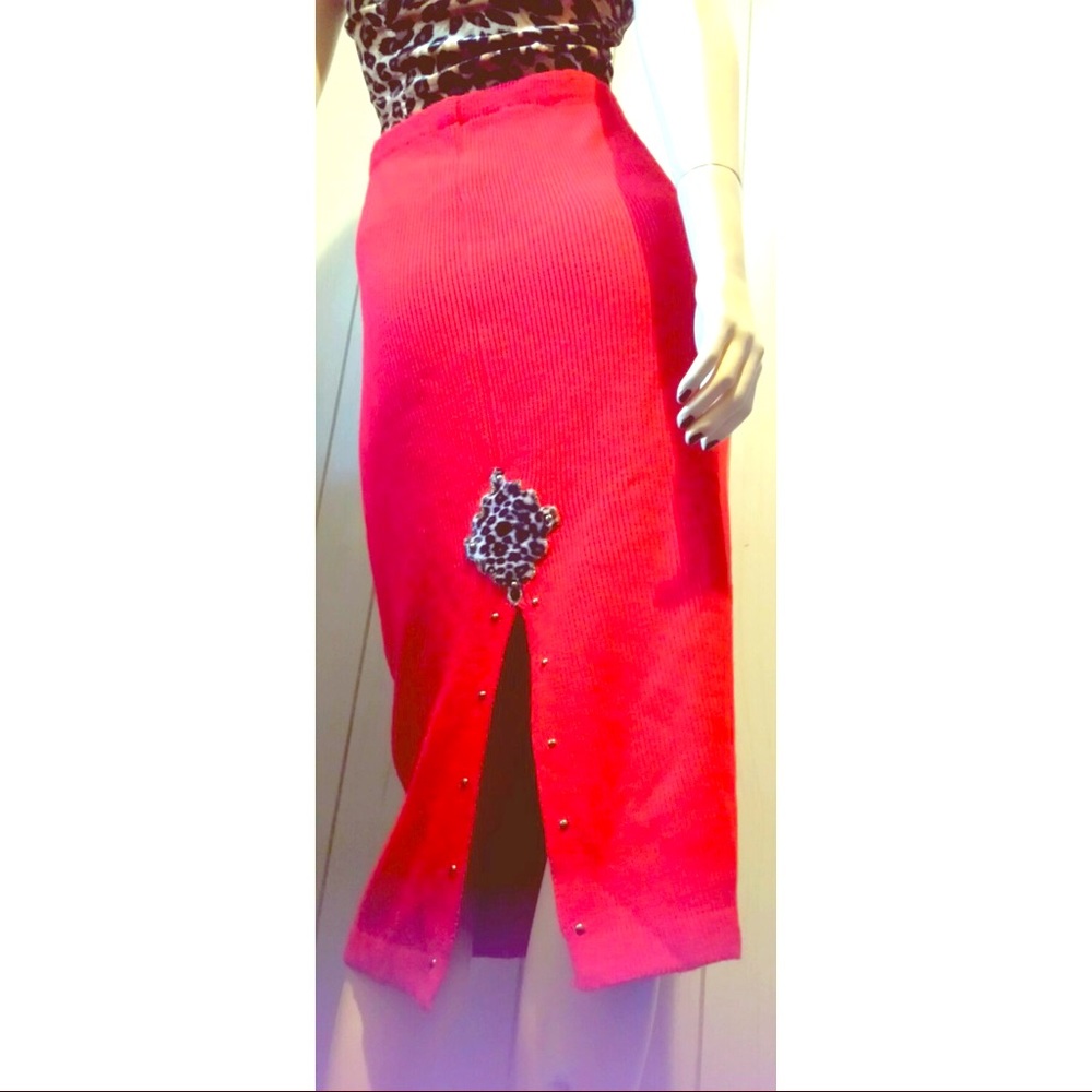 VTG Sexy 80s Pinup Red Leopard Patch Pencil Skirt
